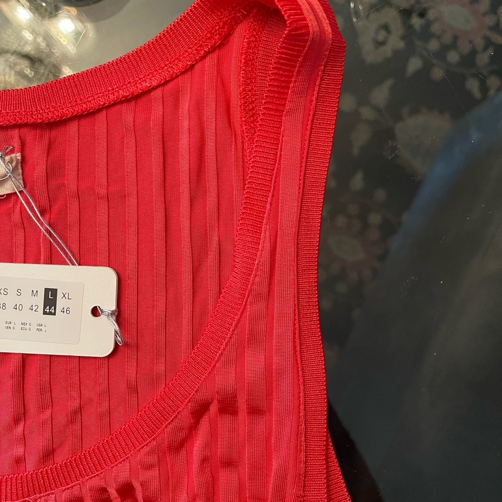 RAPSODIA Red Top - Picture 4 of 9